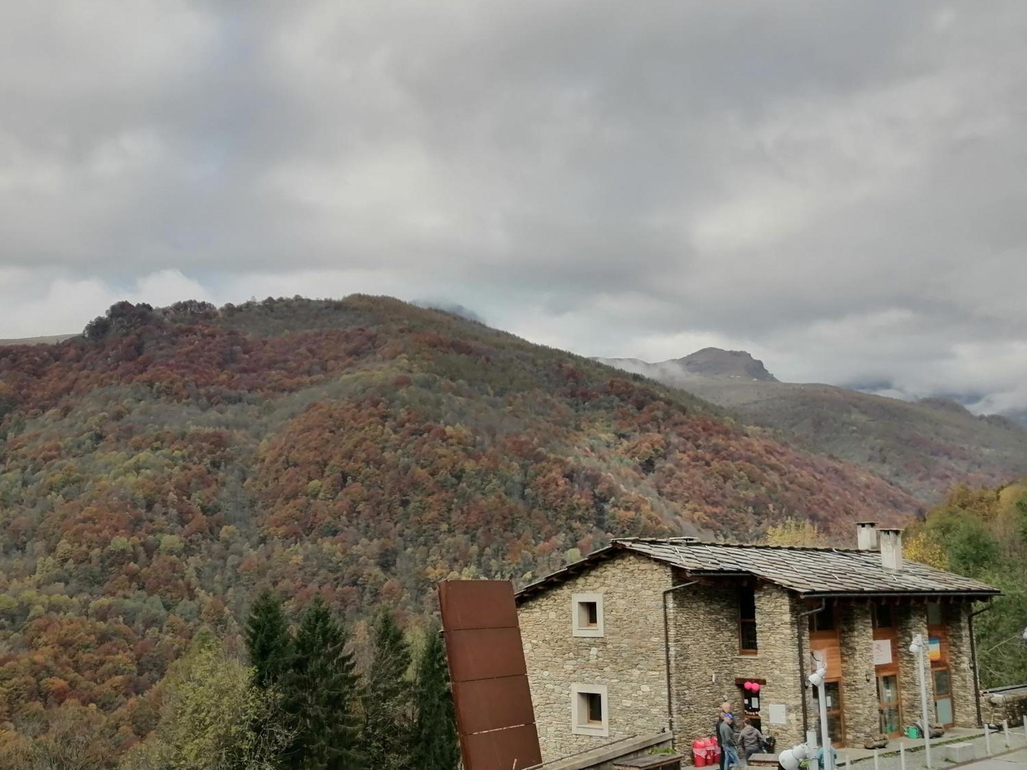 Rifugio Galaberna Hotel Ostana Kültér fotó